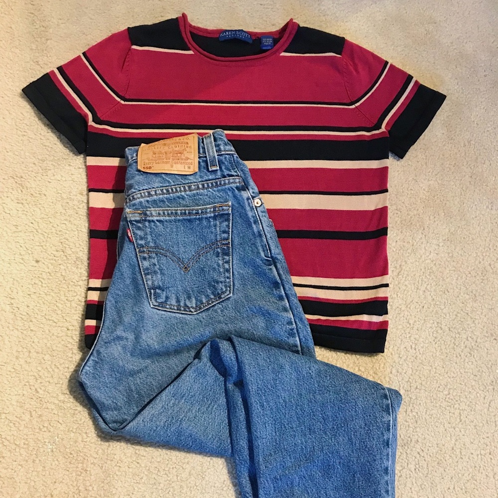 Petite Striped Top 🧡❤️💛💜